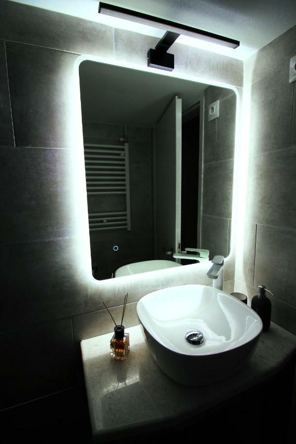 Yannis Apartments - Stylish Stay With High-Speed Wi-Fi Tessalónica Exterior foto